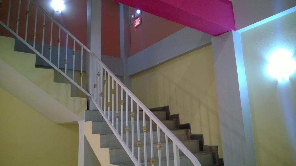 Maya Bella Downtown Hotel San Ignacio Bagian luar foto