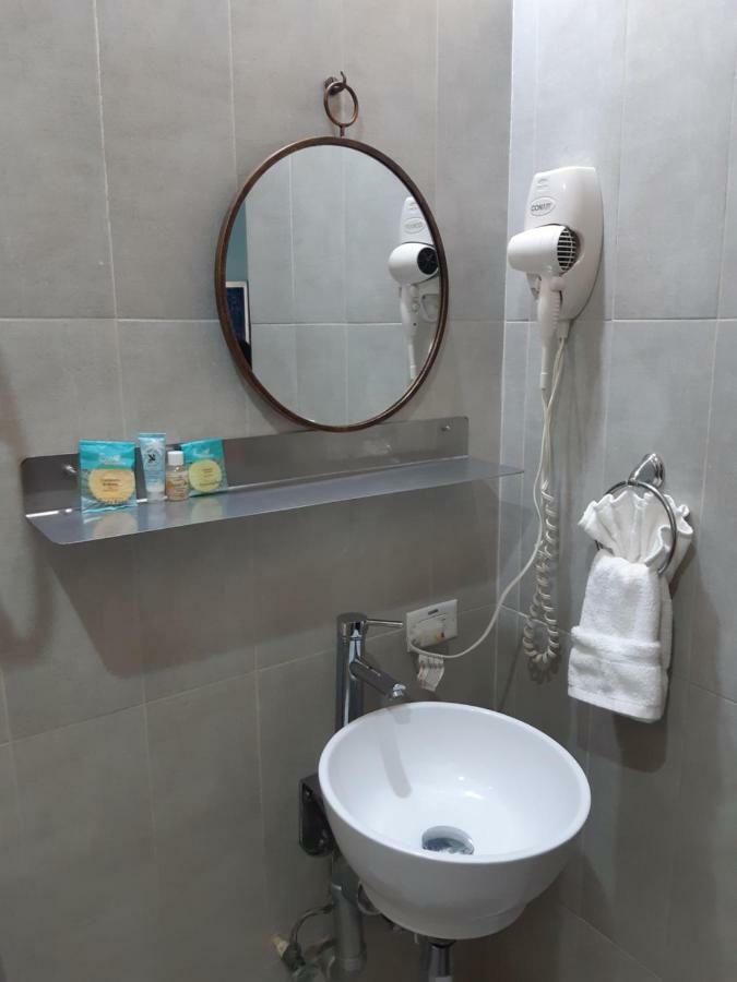 Maya Bella Downtown Hotel San Ignacio Bagian luar foto