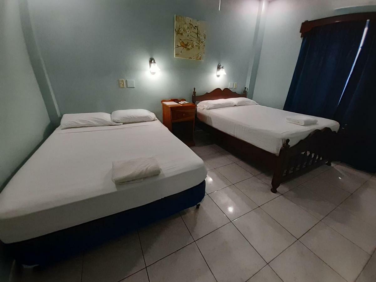 Maya Bella Downtown Hotel San Ignacio Bagian luar foto