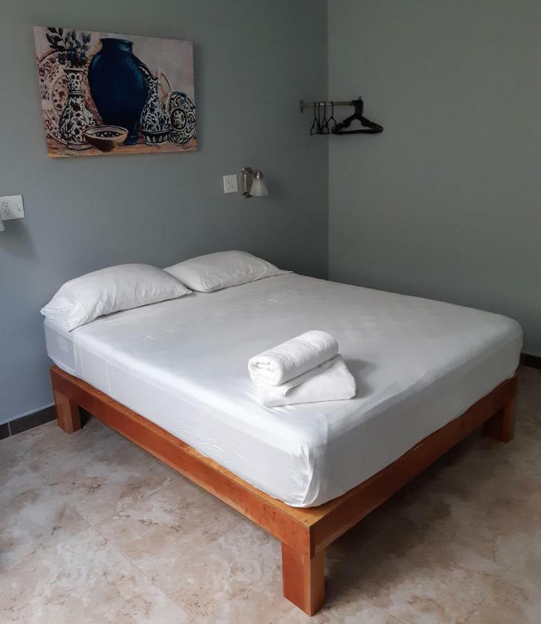 Maya Bella Downtown Hotel San Ignacio Bagian luar foto